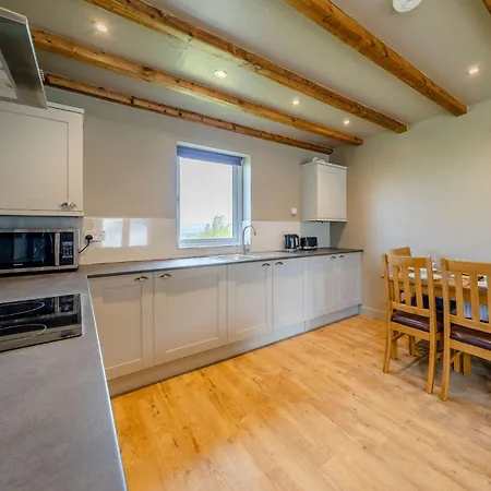 2 Bed In Lancaster Oc-53510