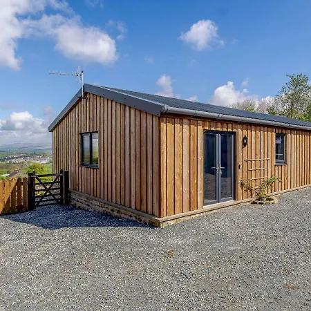 2 Bed In 53510 Bentham