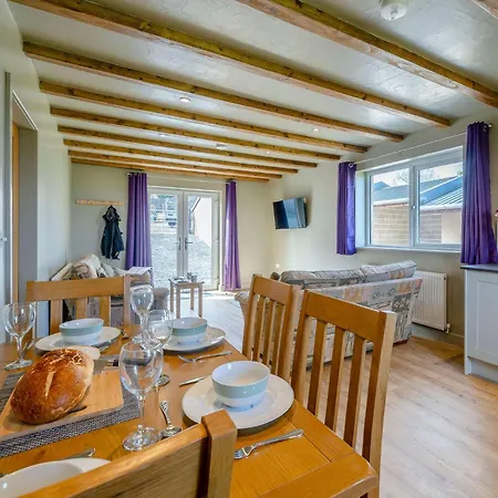 Holiday home 2 Bed In 53510 Bentham