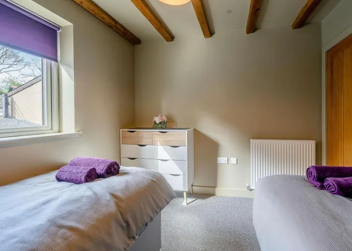 2 Bed In Lancaster Oc-53510 Ferienhaus